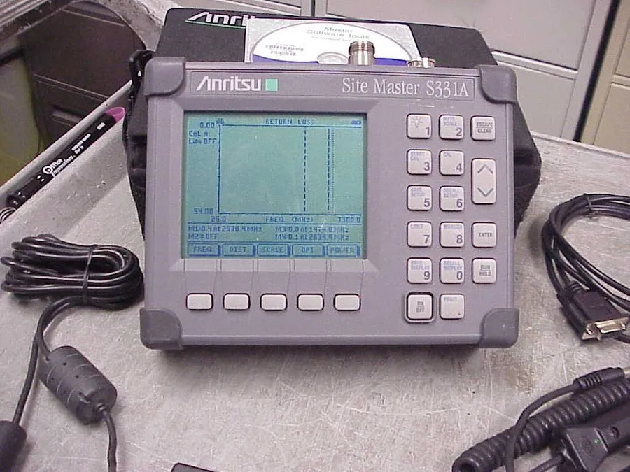 Анализатор Anritsu S331A SiteMaster 25 to 3300 MHz Cable & Antenna Analyzer