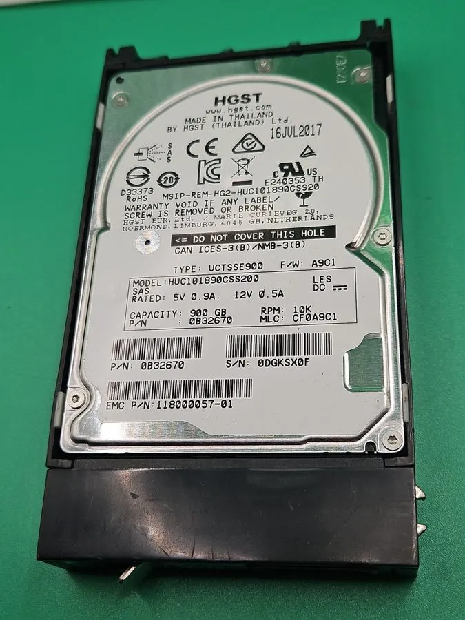 Сервер EMC Isilon S200 X200 Series 900GB SAS 10K RPM HDD 403-0115-01 Server Stor — фото лота 1