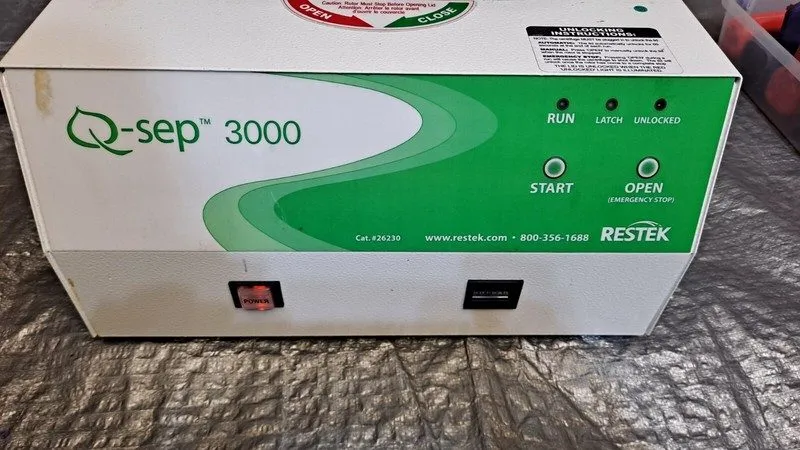 Центрифуга Restek Q-sep 3000 Desktop Centrifuge,Qsep3000,Lab,laboratory,tabletop — фото лота 1