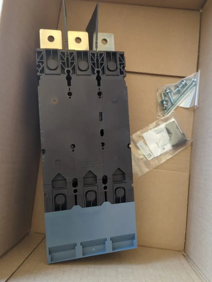 Автоматический выключатель 3va5460-5ce31-OAAO Siemens Breaker 600 Amp — фото лота 1