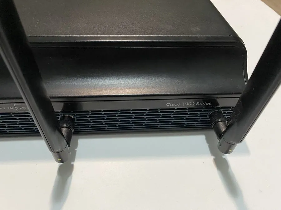 Маршрутизатор Cisco 1900 Series 1941 2-Port Gigabit Wireless Router