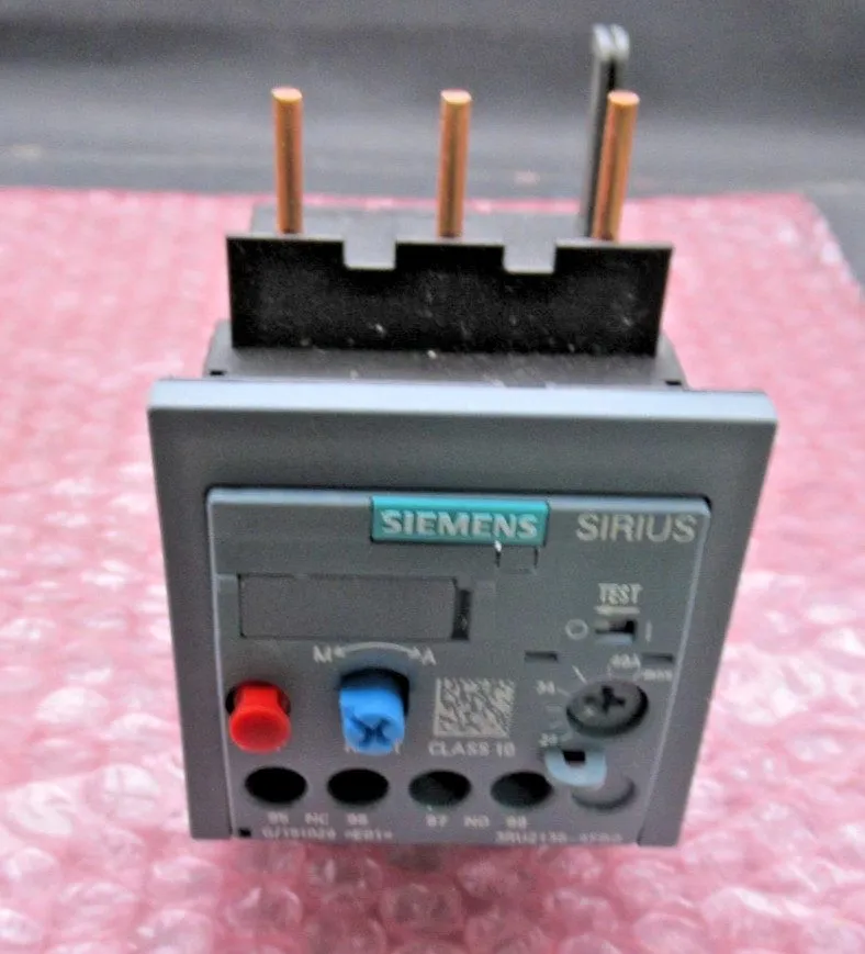 Реле Siemens 3RU2136-4FB0 Thermal Overload Relay 28-40A Motor Protection