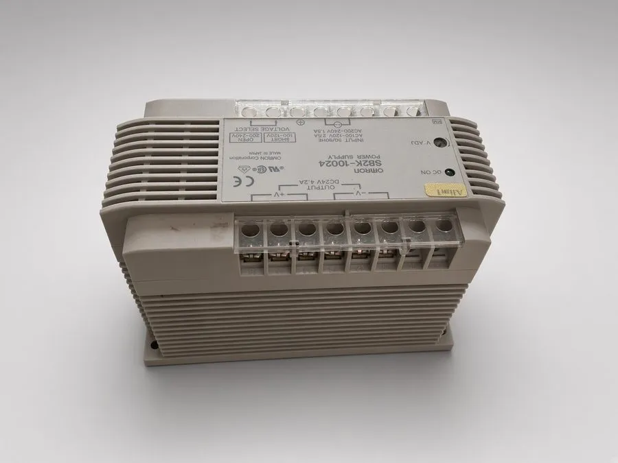 Блок питания Omron S82K S82K-10024 Switching Power Supply 24VDC 4.2A 100W DIN Ra