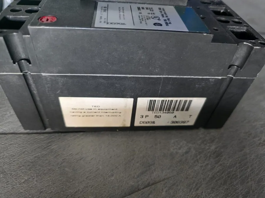 Автоматический выключатель GE CIRCUIT BREAKER, TED134050, 50 A, 480 V, 3 POLES, 