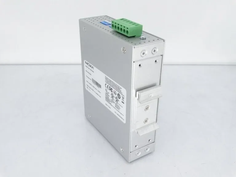 IIoT-устройство MOXA EDS-G205 Ethernet Switch