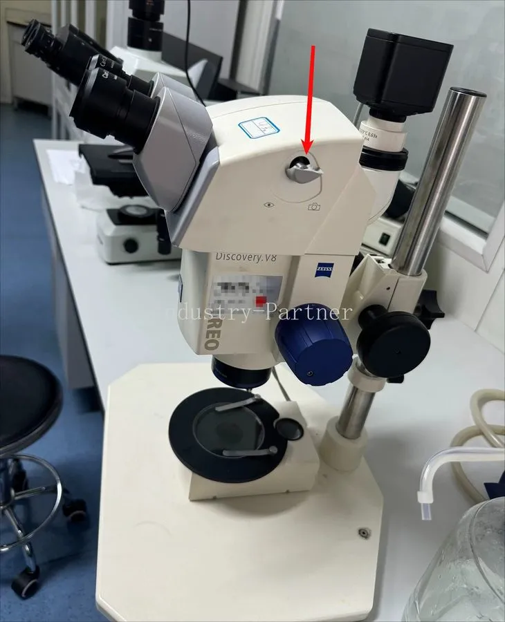 Объектив микроскопа ZEISS SteREO Discovery.V8 Microscope Body w/ Achromat S 0.5x