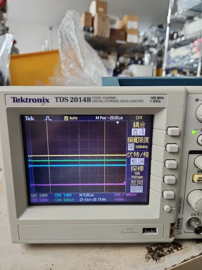 Осциллограф Tektronix TDS2014B 100MHz 4 Channel 1GS/s Color Oscilloscope Digital — фото лота 1