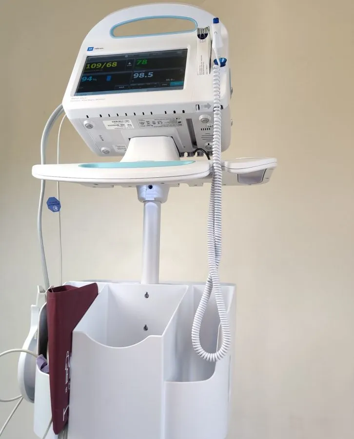 Монитор пациента Welch Allyn Connex Vital Signs Monitor 68NXTX, Stand, V-Tach, V