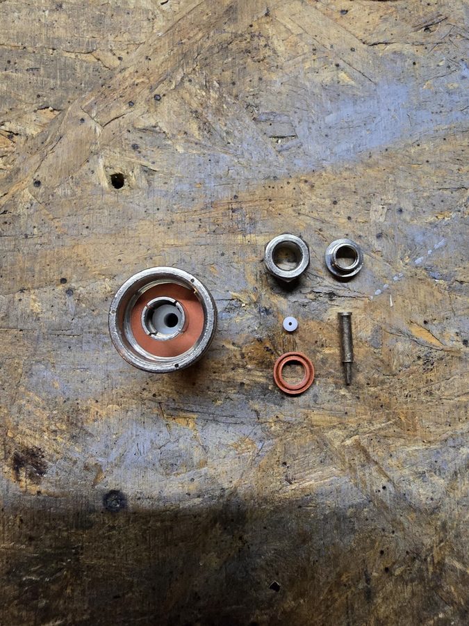 Разъём Amphenol 082-804 UG-59B/U HN Male Straight Clamp Plug RG-8 RG-213 — фото лота 1
