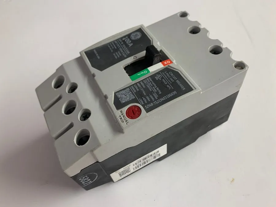 Автоматический выключатель TEYL3100B GE 100 Amp 480V 3 Bolt On Circuit Breaker G