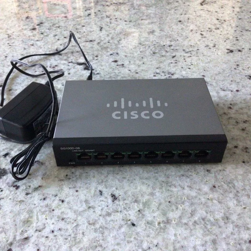 Коммутатор Cisco (SG100D-08) 8-Ports Desktop Ethernet Switch