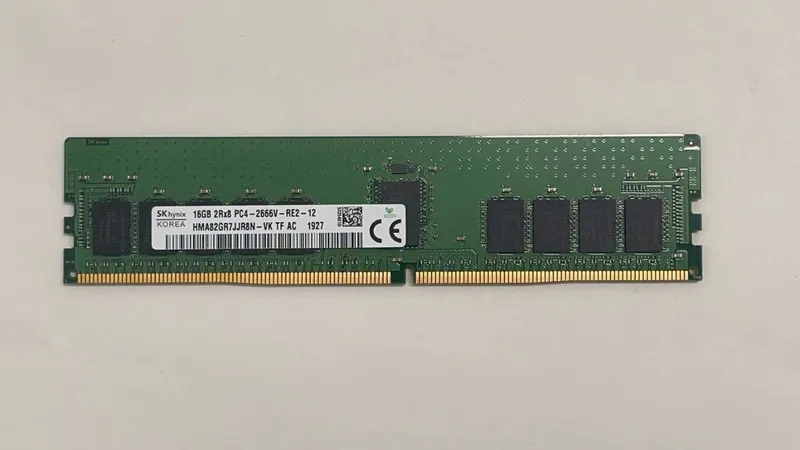 Модуль памяти SK hynix 16GB DDR4-2666 PC4-21300 2Rx8 ECC REG RDIMM HMA82GR7JJR8N
