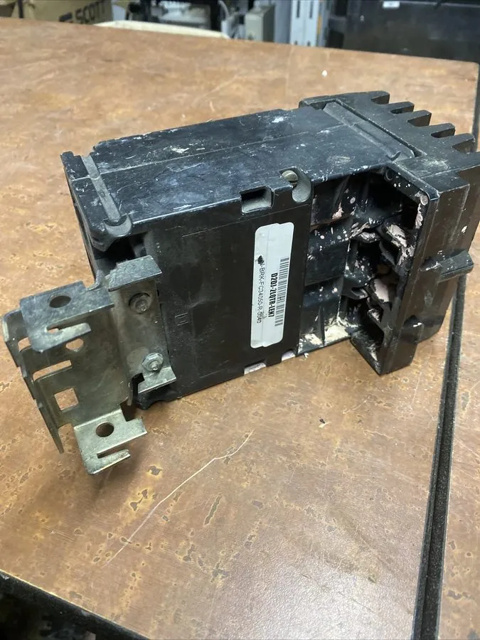 Автоматический выключатель Square D FC34050 50 Amp 3 Pole 480V I-Line Circuit Br