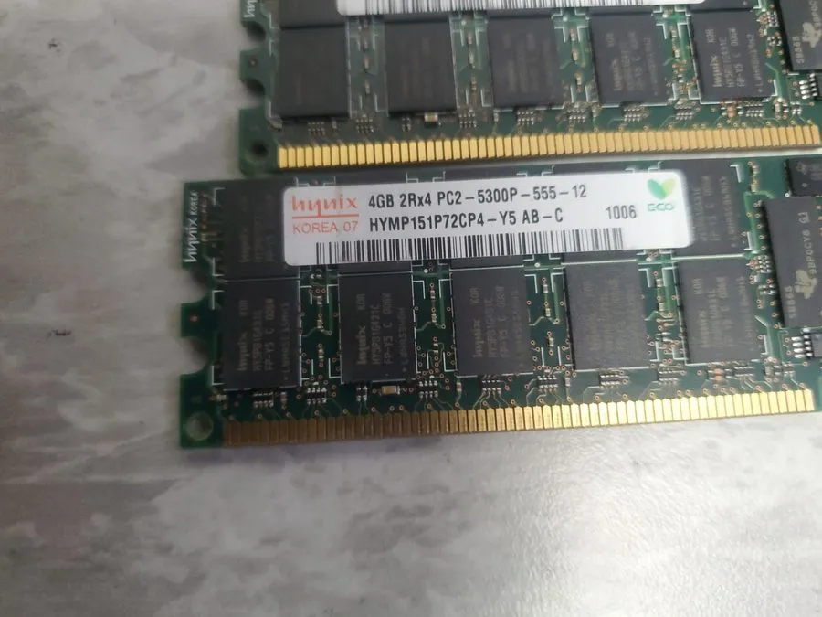 Модуль памяти 1 HYNIX 4GB 2Rx4 PC2-5300P-555-12 1gb stick