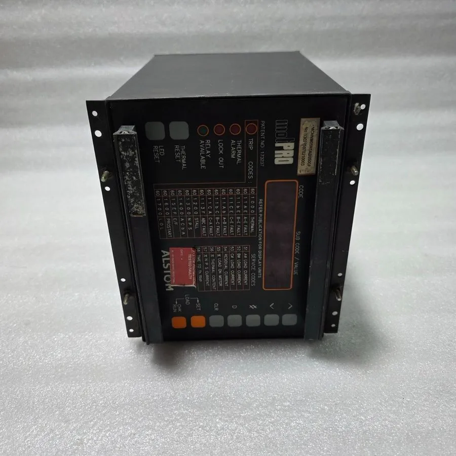 Реле защиты Alstom MCHNM01H1AB0500A Protection Relay 1/5A 50HZ 88-300VDC/110V