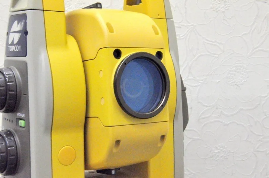 Геодезический прибор TOPCON GPT-9005AF Robotic TOTAL SURVEYING STATION — фото лота 2