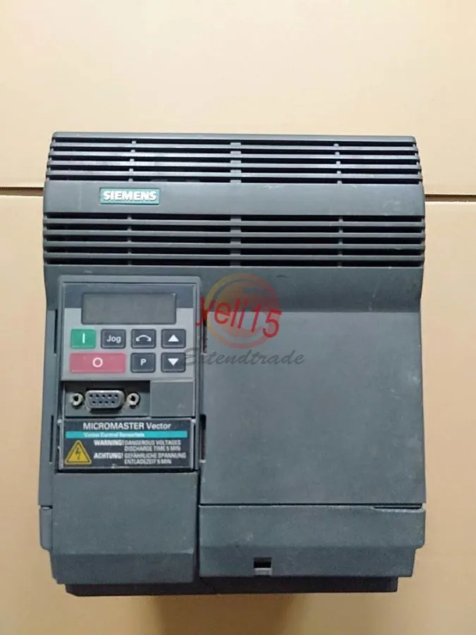 Частотный преобразователь SIEMENS 6SE3221-0DC40 Micromaster Vector