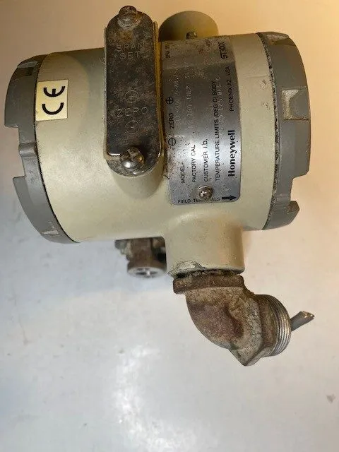 Датчик давления Honeywell ST3000 Smart Pressure Transmitter 11-42VDC 0-100 INH20