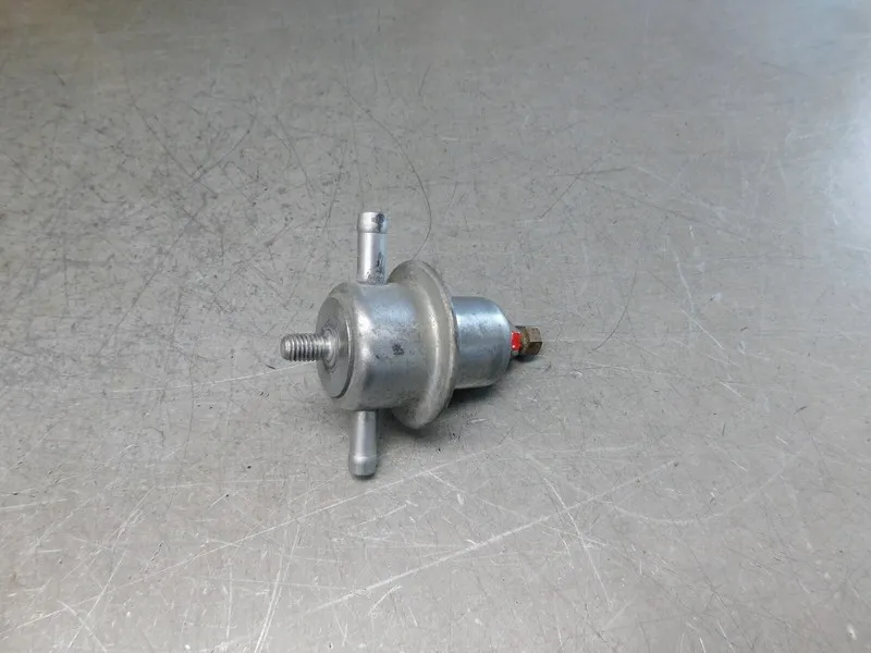 Трубопроводная арматура Mercedes w108 111 107 280SEL 280SE 450SEL FUEL PRESSURE 