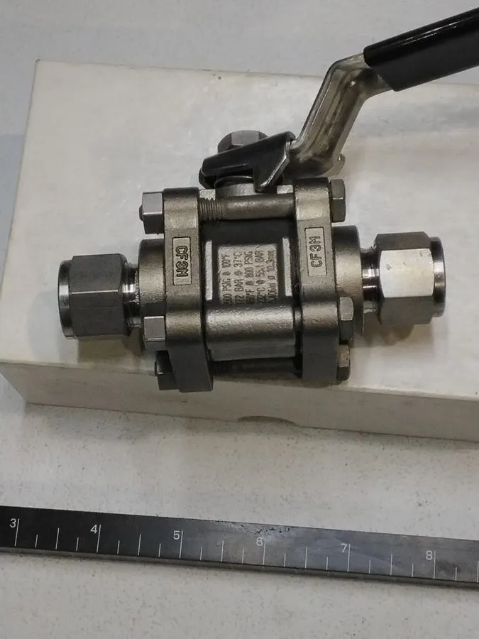 Клапан SWAGELOK ss-63ps8-2839 Manual Stainless Ball Valve