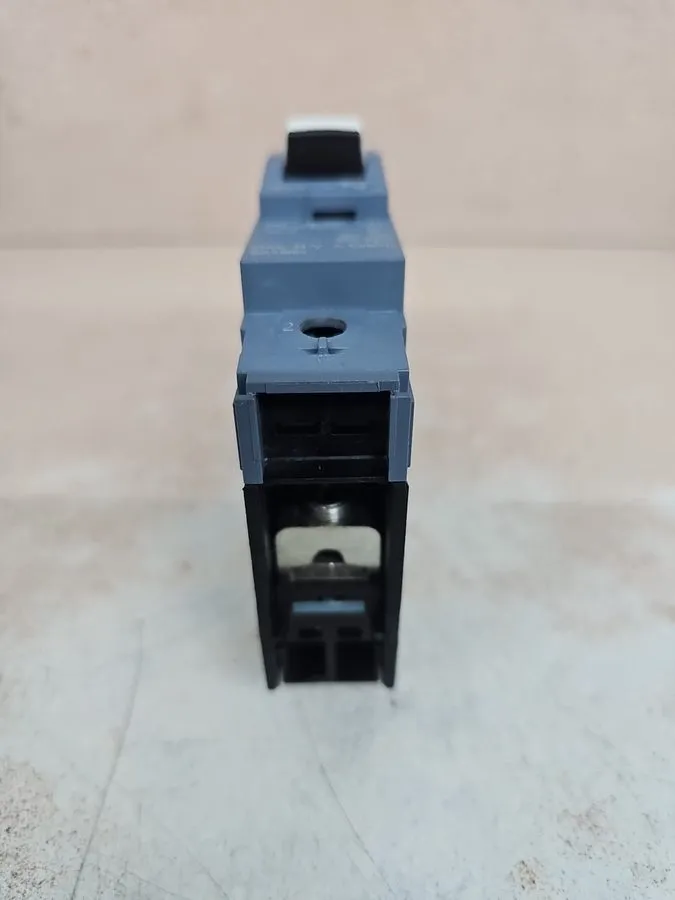 Автоматический выключатель 3VA4120-6ED14-0AA0 Siemens 20A 1-Pole 3VA Frame Circu