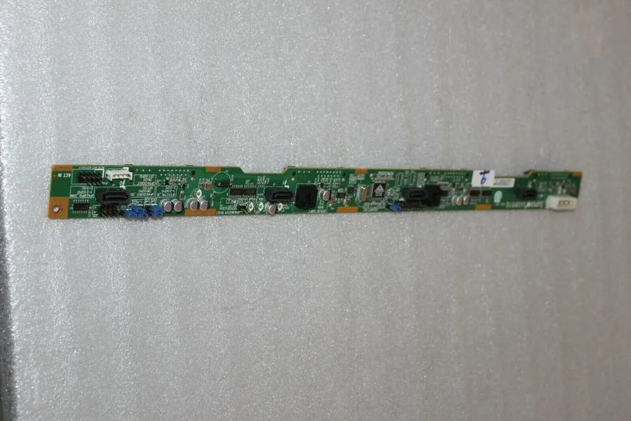 Бэкплейн SAS815TQ Supermicro 1U 4-Port 3.5" SAS Backplane