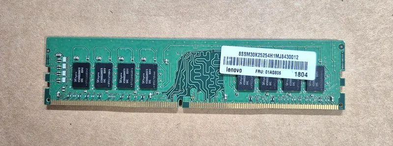 Модуль памяти SK Hynix 16GB 2Rx8 PC4-2400T DDR4 RDIMM Server RAM HMA82GR7AFR8N-U