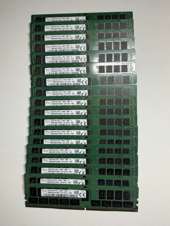 Модуль памяти SK hynix 32GB DDR4 Server RAM 2Rx4 PC4-2400T Registered ECC HMA84G