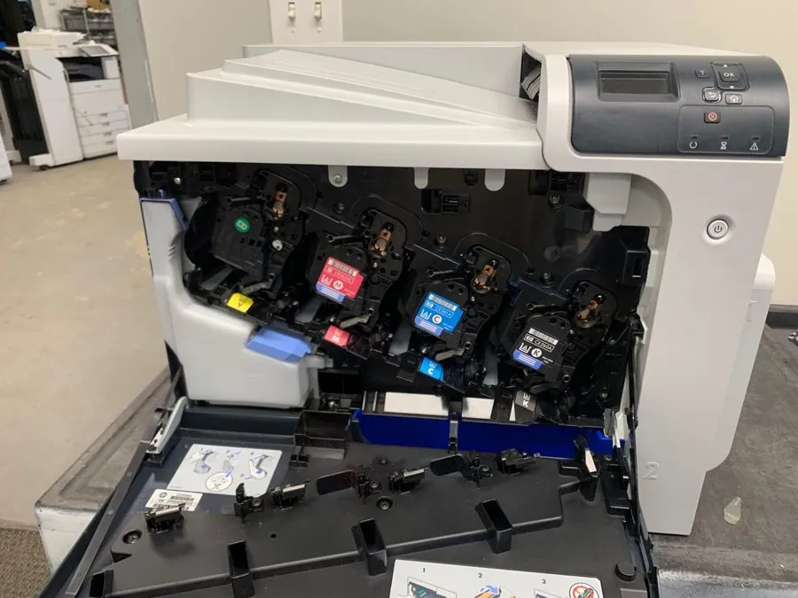 Лазерный принтер HP Color LaserJet CP4025dn Laser Printer Duplex Solenoids — фото лота 2