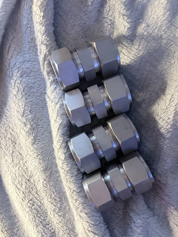 Фитинг Bi-Lok Swagelok Parker SS-1610-6 Tube Fitting Union 1" Tube OD