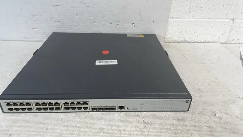 Коммутатор HP JE007A V1910-24G-POE 365W 24-Port Gigabit Smart Managed PoE Switch