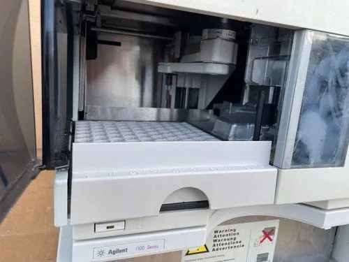 Хроматограф Agilent HP 1100 G1329A ALS HPLC Autosampler Initialization + Video