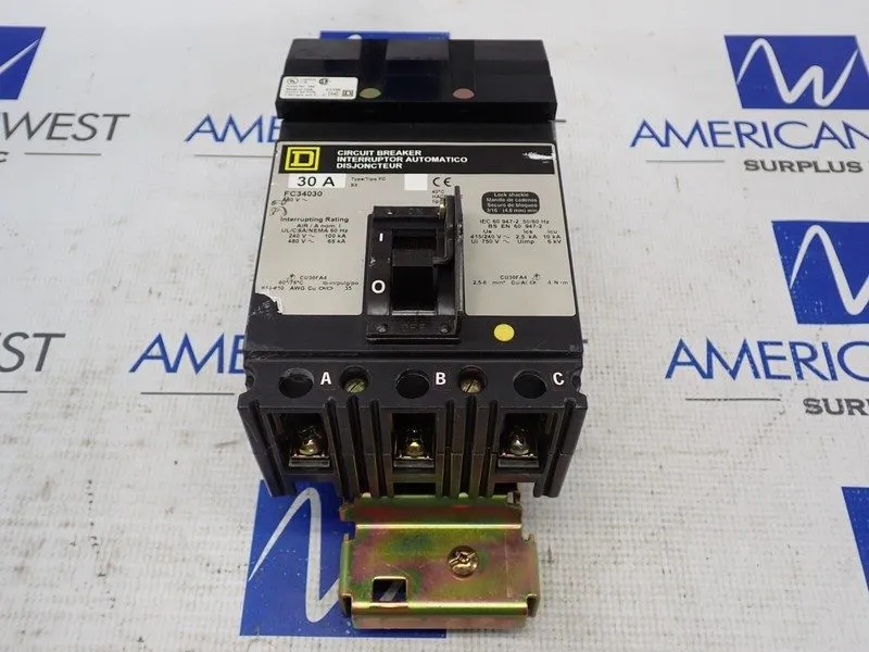 Автоматический выключатель Square D FC34030 30A 480V AC 3-Pole Circuit Breaker