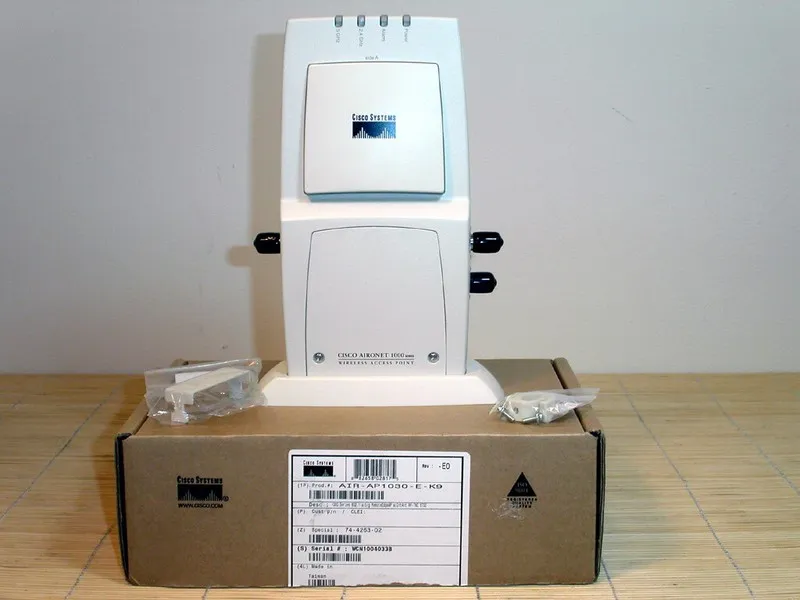 Точка доступа Wi-Fi Cisco AIR-AP1030-E-K9 Lightweight Access Point 802.11a/b/g