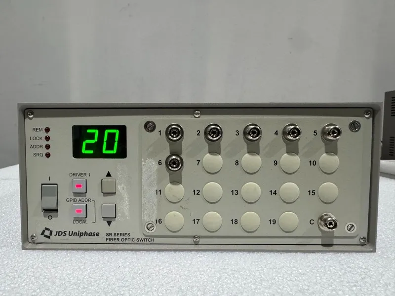 Тестер JDSU SB1C10061+27XF000FP SB Series Fiber Optic Switch — фото лота 1