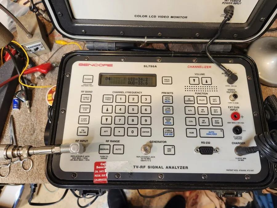 Анализатор Sencore SL750A Channelizer TV RF Signal Analyzer with VM45 Monitor — фото лота 2