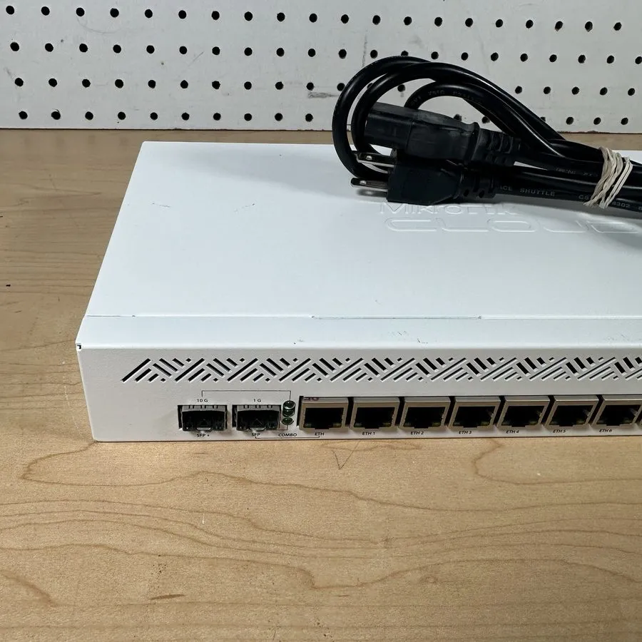 Маршрутизатор MikroTik CCR1009-7G-1C-1S+ router&lhy