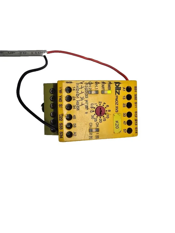 Реле безопасности PILZ 774540 Safety Relay PNOZ XV3 30/24VDC 3S 2SZ