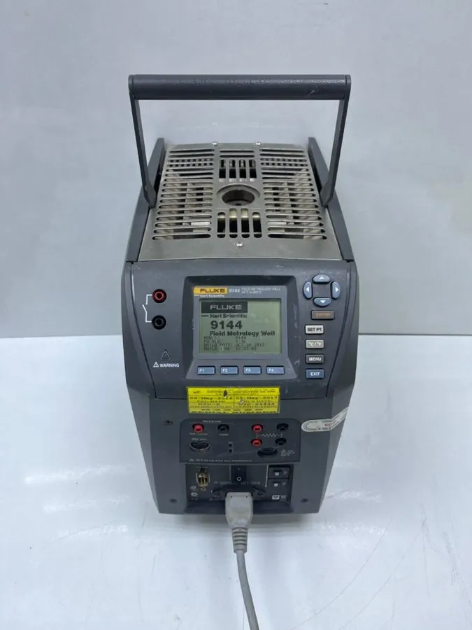 Калибратор Fluke 9144 Field Metrology Well 50 °C to 660 °C Temperature Calibrato