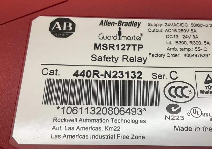Реле безопасности Allen-Bradley 440R-N23132 MSR127TP Safety Relay 24VAC/DC Ser B