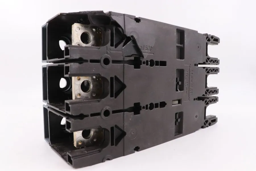Автоматический выключатель SIEMENS 3VA5215-6EC31-0AA0 3 Pole 150 Amp Circuit Bre