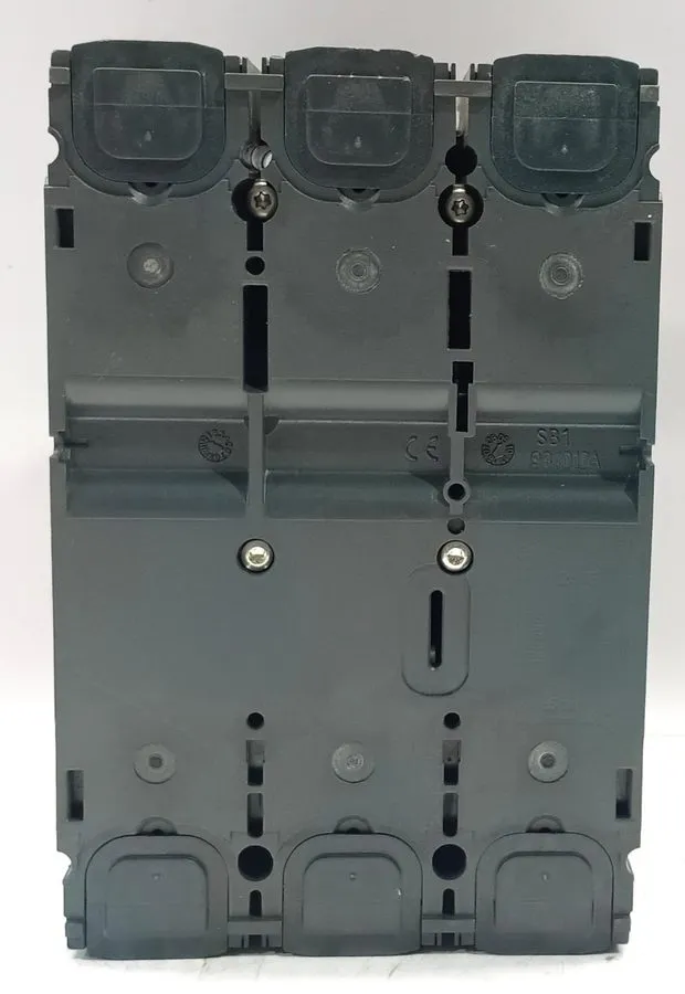 Автоматический выключатель SCHNEIDER ELECTRIC NSX250H CIRCUIT BREAKER 250A FREE