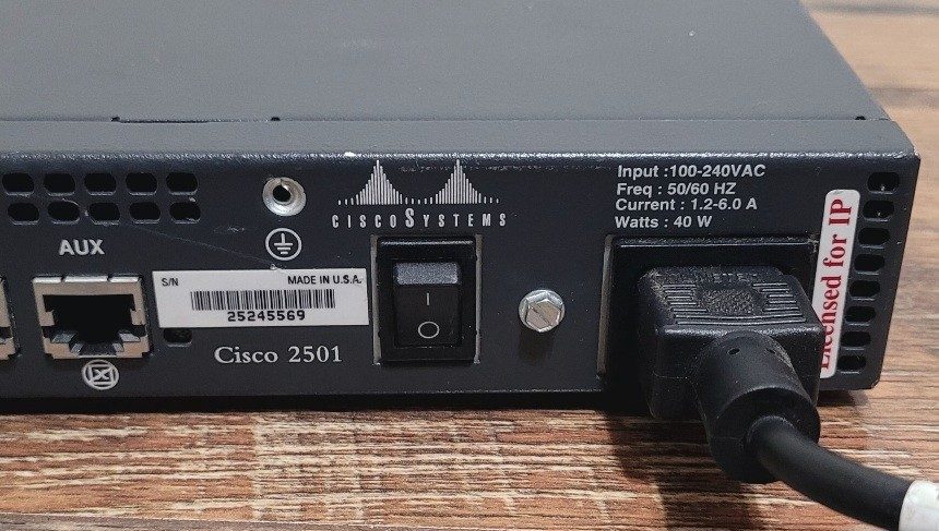 Маршрутизатор Cisco 2500 2501 Series ROUTER ETHERNET AUI TRANSCEIVER — фото лота 2