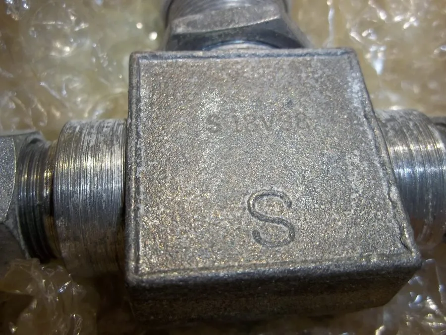 Клапан SWAGELOK WHITEY INTEGRAL BONNET NEEDLE VALVE S-18VS8 3/4" NPT