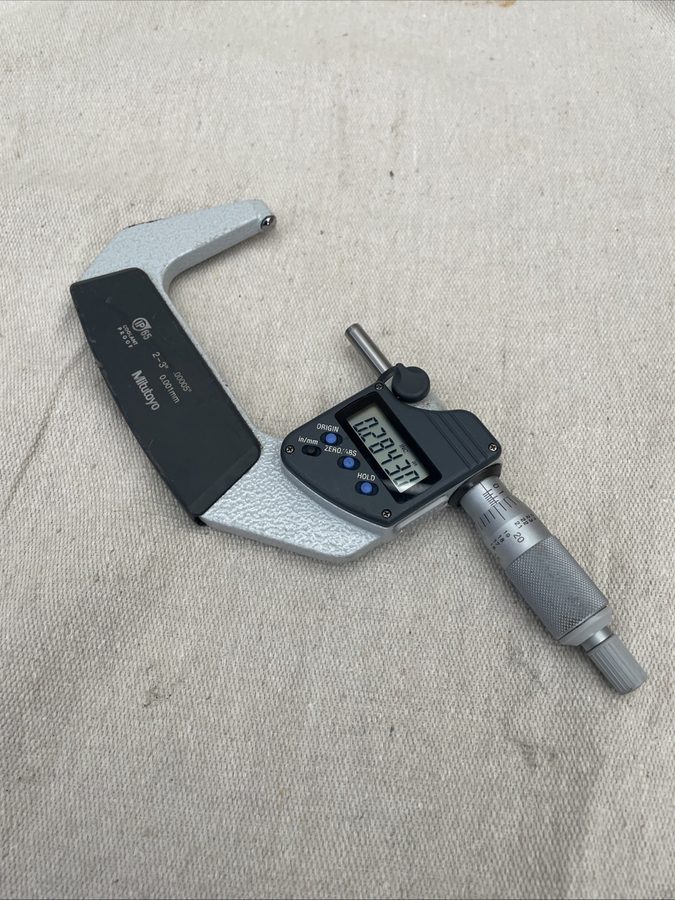 Микрометр Mitutoyo 395-353 Spherical LCD Face Micrometer, Ratchet Stop, 2-3" — фото лота 1