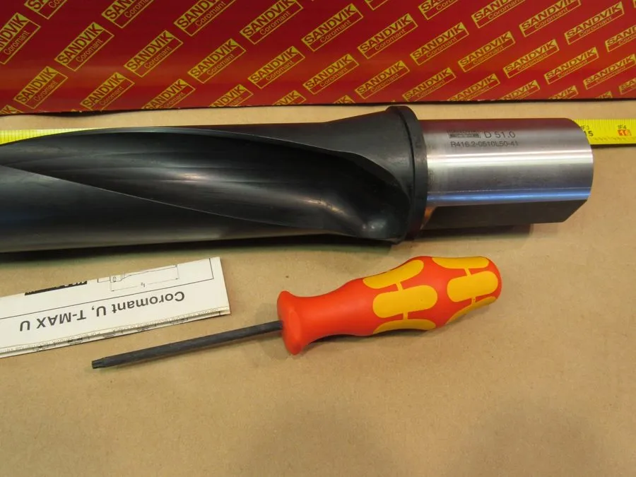 Режущий инструмент SANDVIK R416.2 0145L20 41 Indexable Insert Drill Dia 14.5mm×4