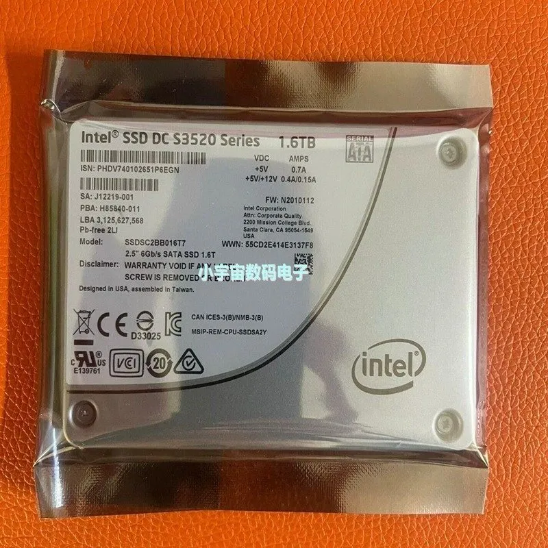 SSD-накопитель Intel DC S3520 1.6TB SSD 2.5" SATA III 6Gb/s Solid State Drive SS