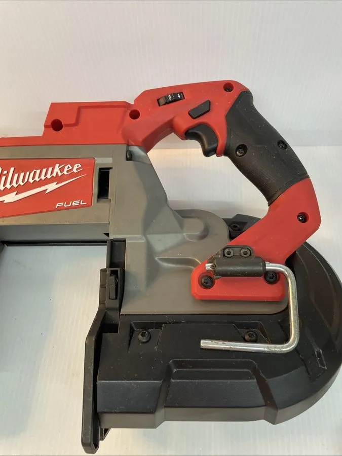 Оборудование ЧПУ Milwaukee M18 Cordless Deep Cut Band Saw 2729-20 Pre Owned No B — фото лота 1