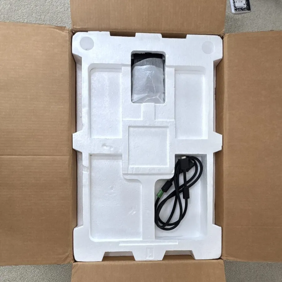 Монитор Dell UltraSharp 2405FPW 24" Flat Panel LCD Monitor — фото лота 1