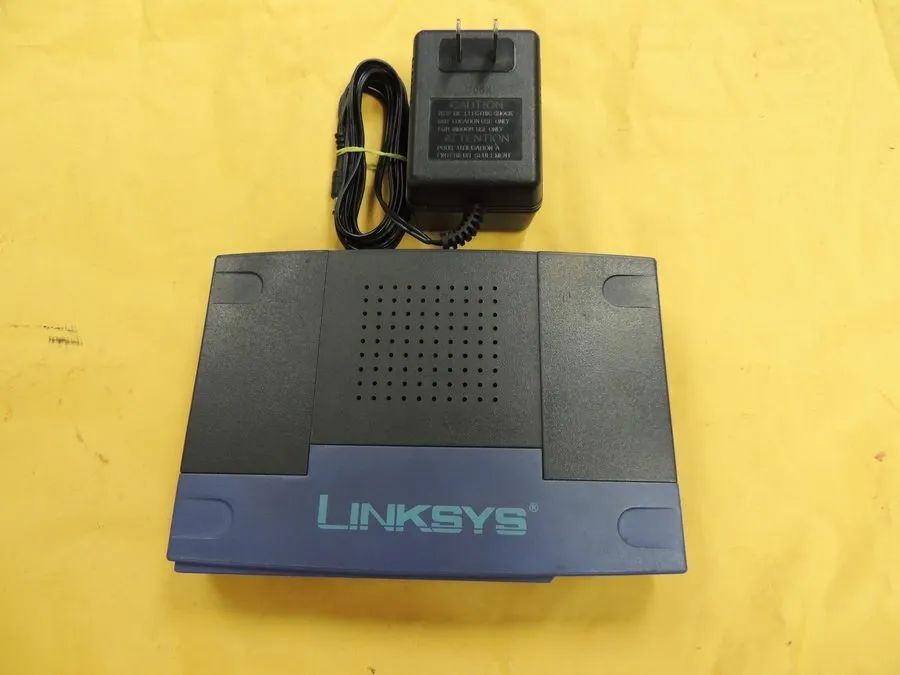 Коммутатор Linksys EtherFast 10/100 8-Port Workgroup Switch Model EZXS88W